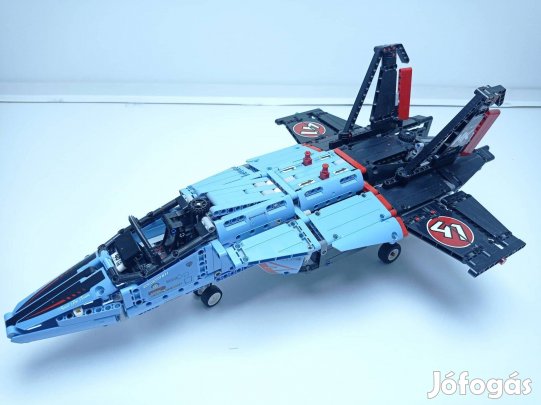 LEGO Technic 42066 Versenyrepülő (Használt Készlet)