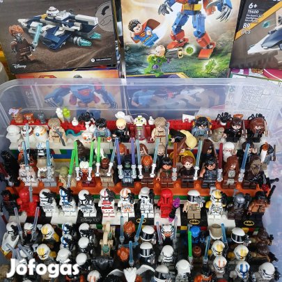 LEGO figura gyűjtemény kiárusítás már 1000 forint ért darabja.