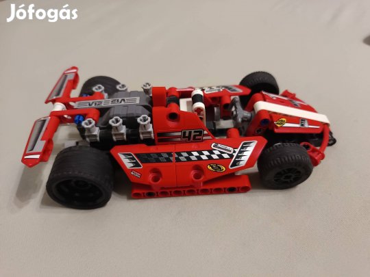 LEGO technic 42011 versenyautó 