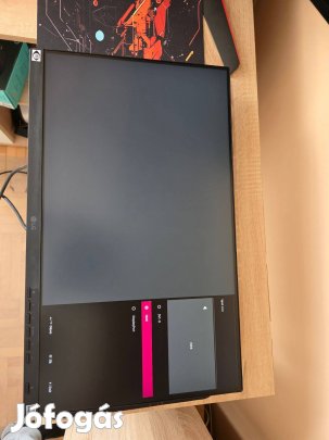 LG 24" IPS monitor (24BN650Y-B) - Dobozában