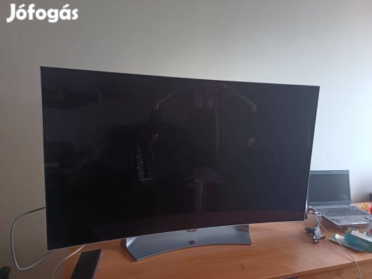 LG 55" OLED TV Ívelt képernyő