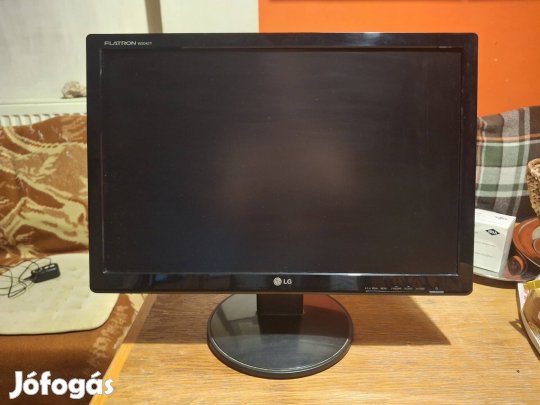 LG Flatron W2042T Újszerű Állapotban 