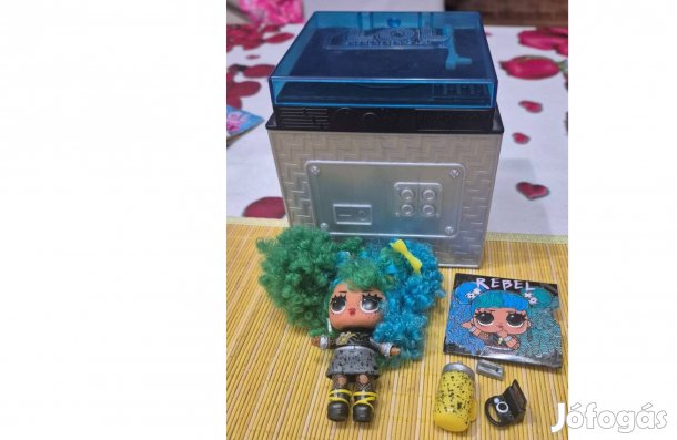 LOL babák, játék lemezjátszóval,kiegészítőkkel