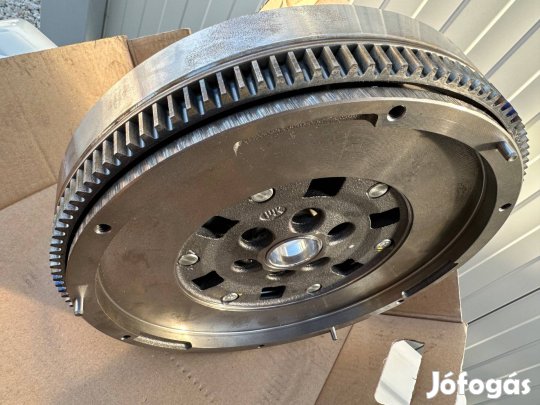 LUK kettős tömegű lendkerék 1.5 TSI Audi Skoda Volksvagen Seat