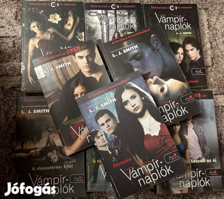 L. J. Smith: Vámpírnaplók I-X.