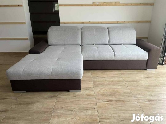 L alakú sarokkanapé , ágyazható