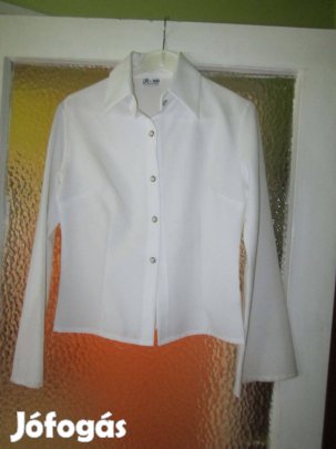 L-es tölcsérujjú fehér blúz