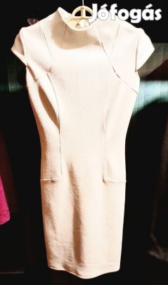 La Pierre prémium designer ruha