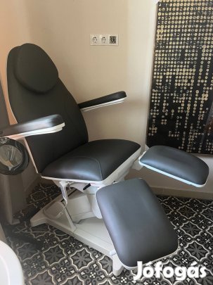 Lábápoló szék, lámpa, lábmosó