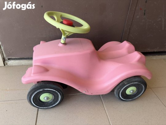 Lábbal hajtós autó