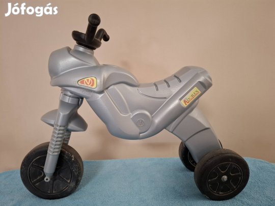 Lábbal hajtós szűrke kismotor