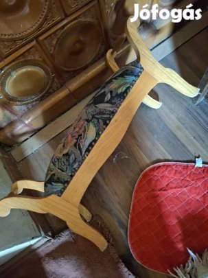 Lábtartó, puff, ülőke