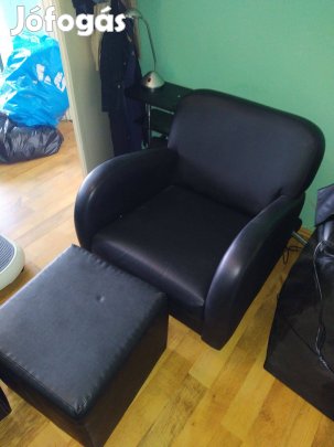 Lábtartós hibátlan bőrfotel