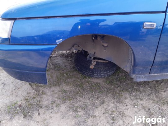 Lada 112 99-08 Bal Első Sárvédő