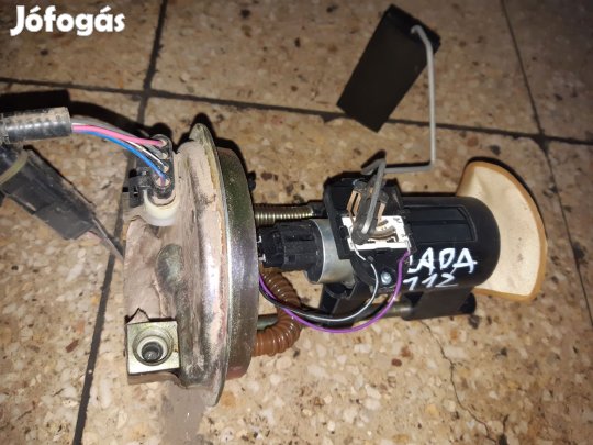 Lada 112 99-08 Üzemanyag Szintjelző