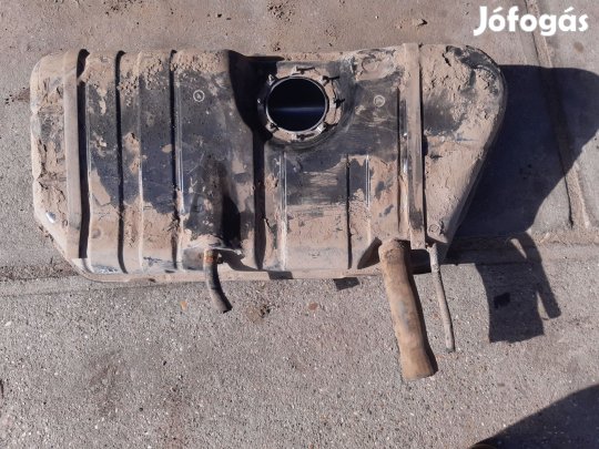 Lada 112 99-08 Üzemanyag Tank