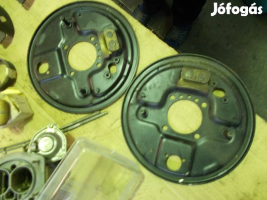 Lada 1500 bal oldali féktartó lemez - Új, gyári orosz