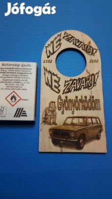 Lada 2102 mintás Netábal, Ne zavarj! felirattal. Ajándék autósnak