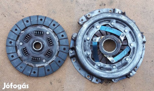 Lada 2105 kuplungtárcsa és kinyomószerkezet eladó