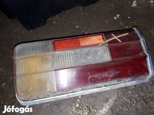 Lada Niva Bal Hátsó Lámpa