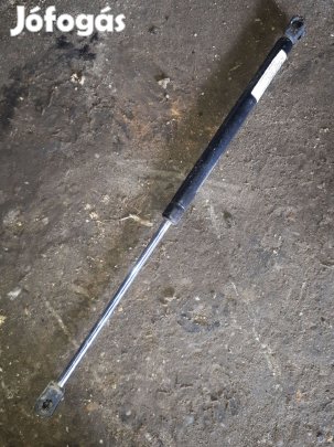 Lada Niva Csomagtérajtó Teleszkóp