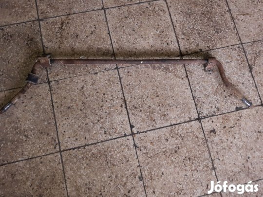 Lada Niva Első Kanyarstabilizátor Rúd