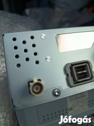 Lada vesta Rádió keret