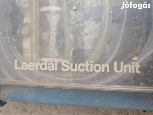 Laerdal váladék leszívó gép