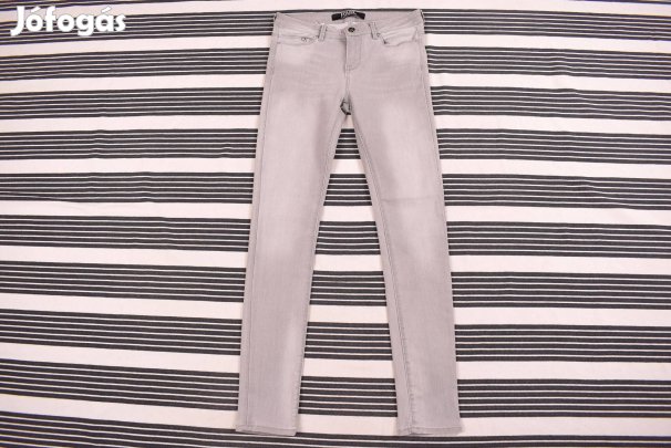 Lagerfeld női farmer 28 497