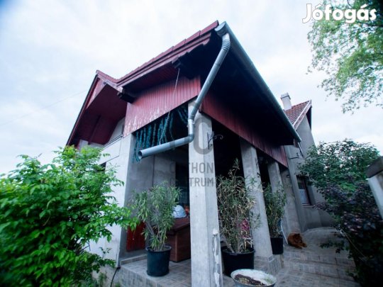 Lajosmizsei eladó 182 nm-es ház