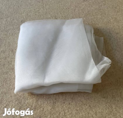 Lakás - függöny fényáteresztő tüll