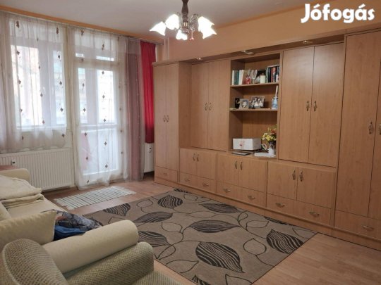 Lakás a központhoz közel