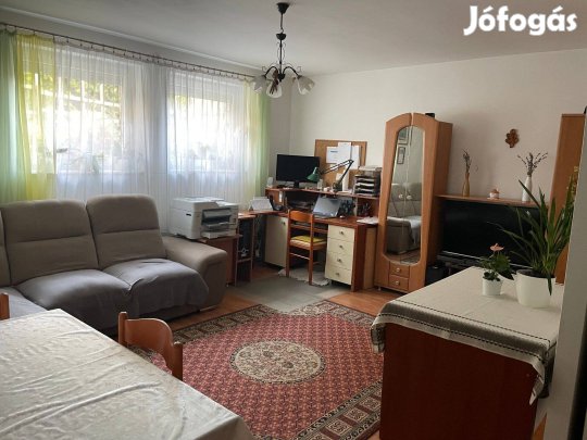 Lakás eladó Balatonfüreden