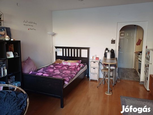Lakás eladó X kerületben
