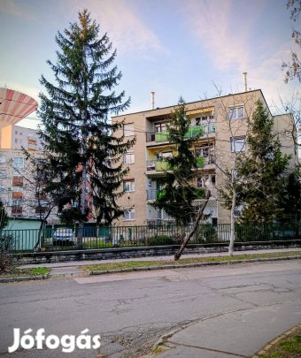 Lakás garázzsal eladó