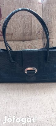Lakkbőr táska eladó