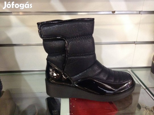 Lakkos női boka csizma !