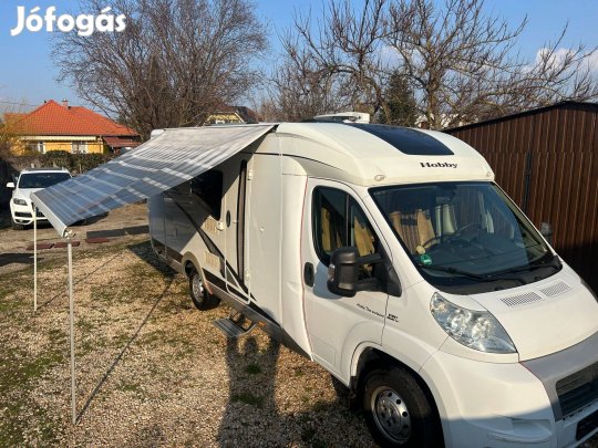 Lakóautó Hobby