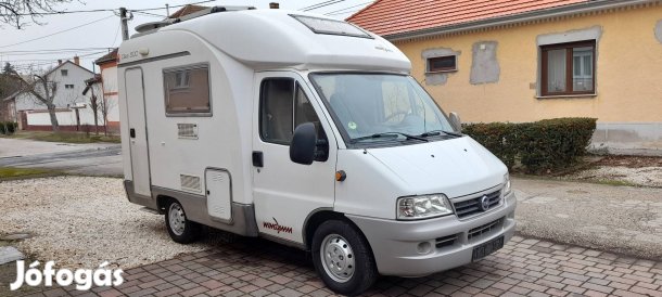 Lakóautó ,Klíma, Napelem, Tempomat 
