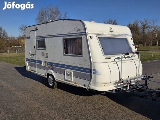 Lakókocsi 1200kg, nagyon szép állapotú elősátorral és moverrel