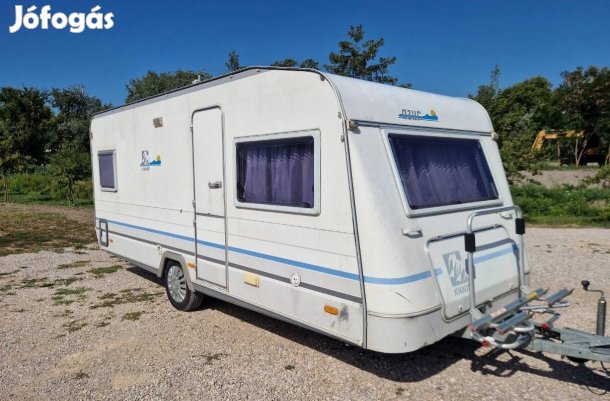 Lakókocsi 1400 kg, 2 év friss magyar műszakival + eredet vizsgával ! 