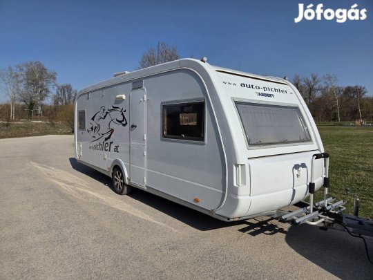 Lakókocsi 2000-es évj., 1600 kg, forgalomba lehet helyezni