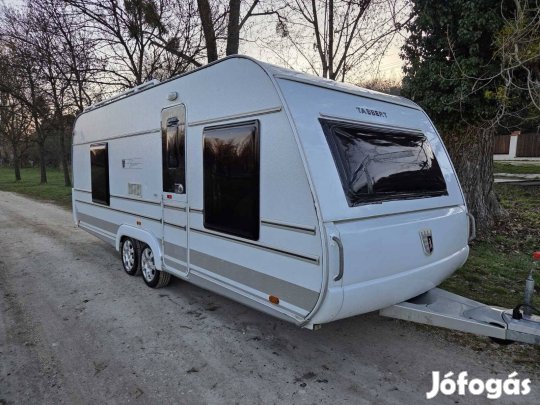 Lakókocsi 2010-es, tetőklímával felszerelve,  jó állapot