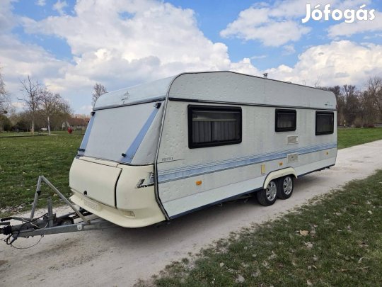 Lakókocsi 4-5 személyes, jó állapotú, szállításban tudok segíteni
