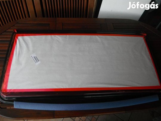 Lakókocsi, lakóbusz ablak új 126x68cm