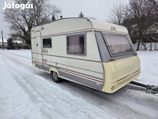 Lakókocsi, szép állapotú, a szállítás megoldható
