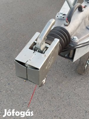 Lakókocsi és lakóautó mankó láb és réz zár .