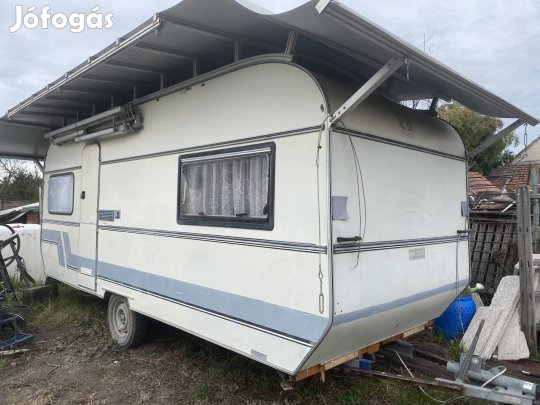Lakókocsi telepítésre