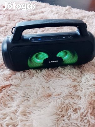 Lamax Bluetooth os hangszoró magno Party1
