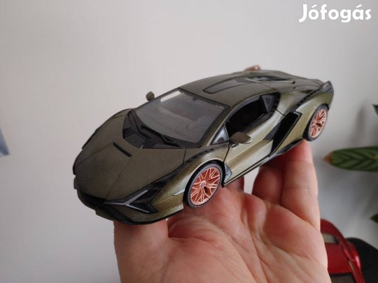 Lamborghini Sián FKP37 1/25 autó modell +doboza